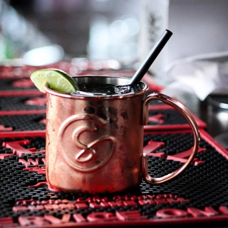 Open Now Beach Bar Clearwater FL | Hogg Daddys